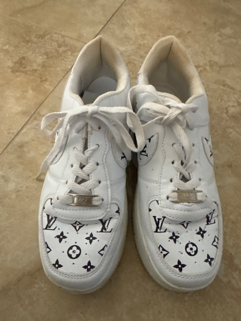 LV custom Nike air max - Picture 10 of 12